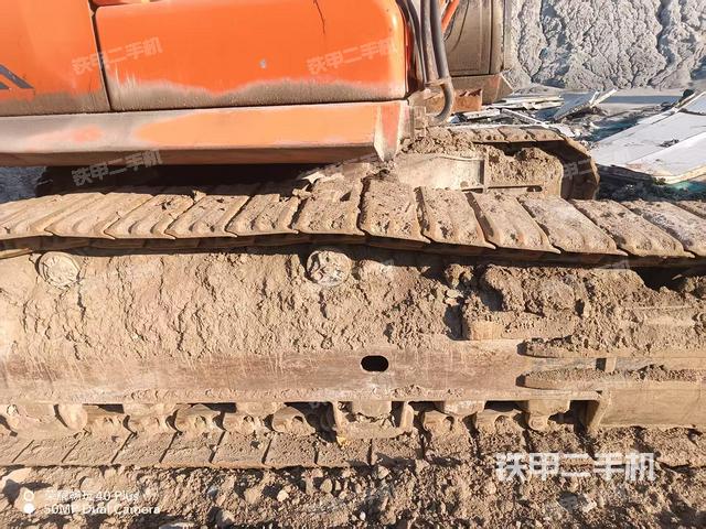 單側(cè)履帶整體（整機(jī)外觀）