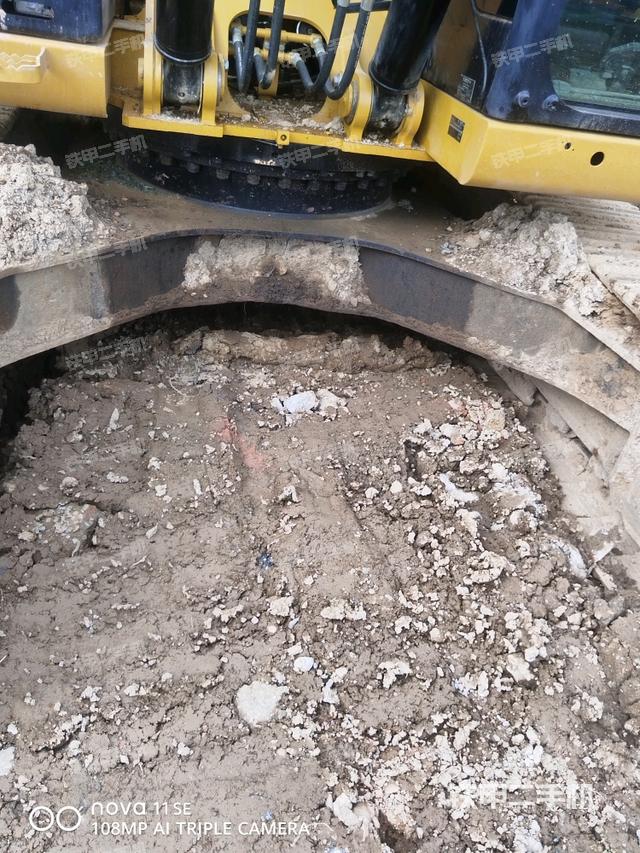 铲斗右后整体（工作和回转装置）