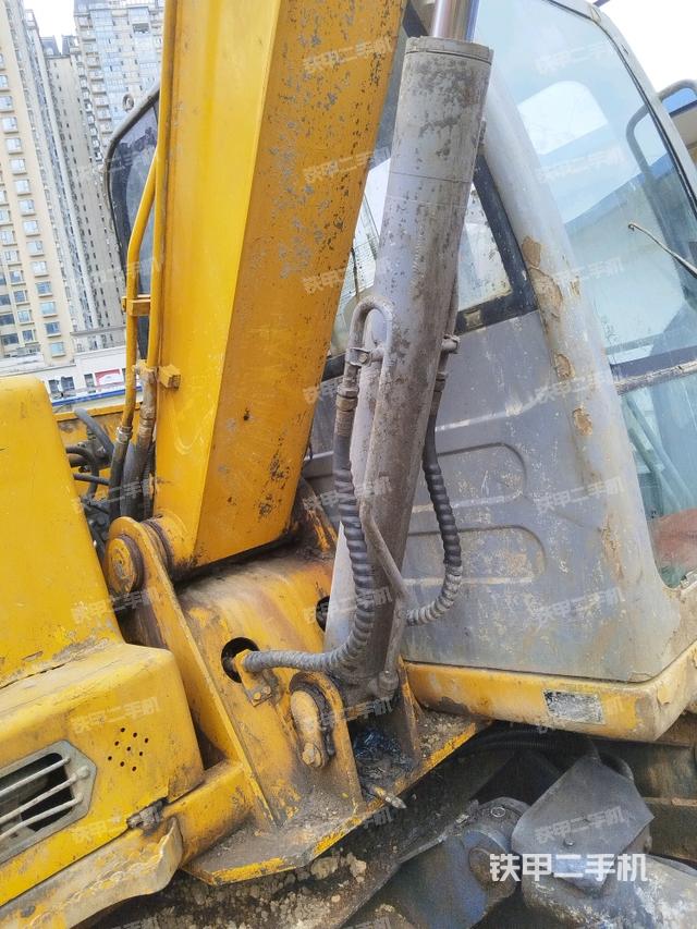 大臂根部 斜（工作和回转装置）