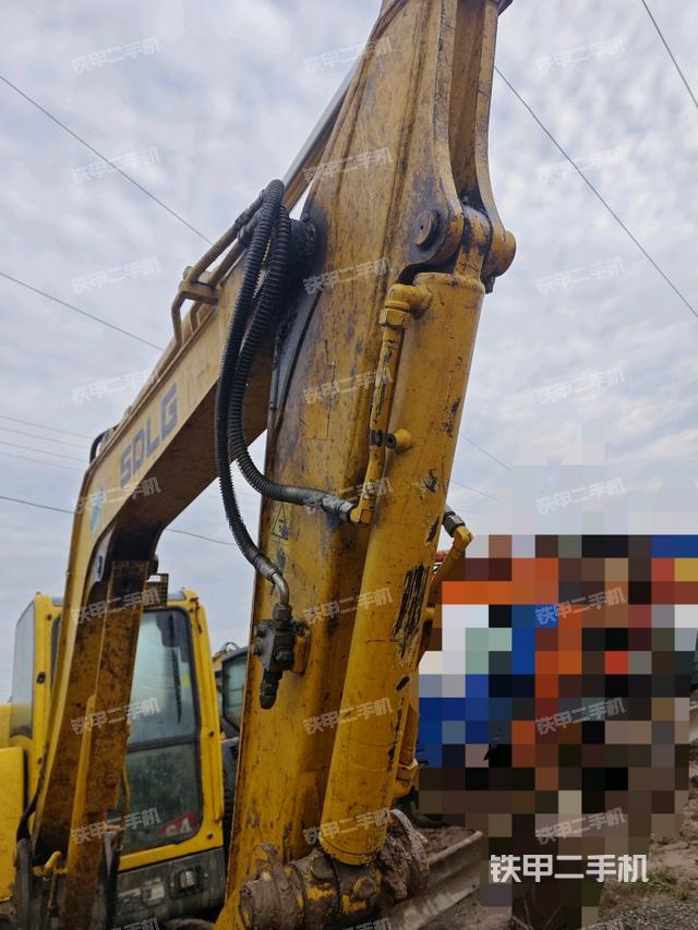 小臂整体右前（工作和回转装置）