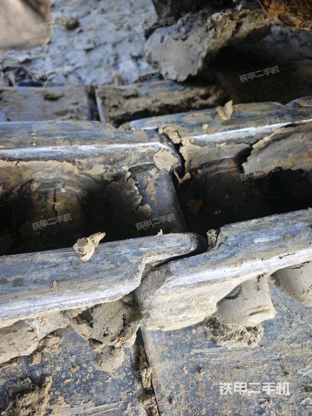 右侧行走马达盖板（行走机构）