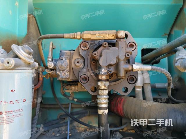 液压泵室（大件舱室）