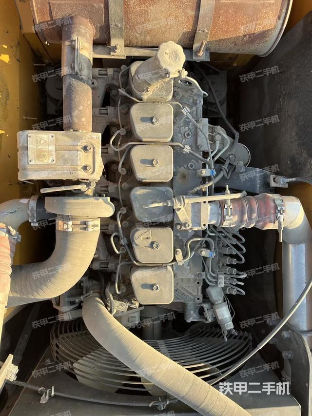 发动机整体俯视（整机外观）