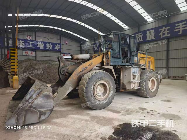 龙工LG855N装载机