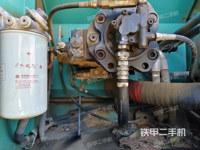 液压泵斜45 左（大件舱室）