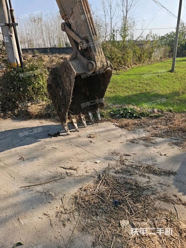 小臂整體左后（工作和回轉(zhuǎn)裝置）