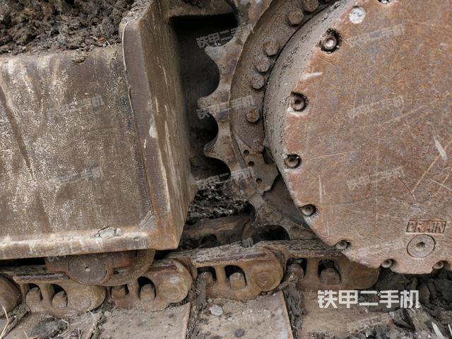 左驱动轮（行走机构）