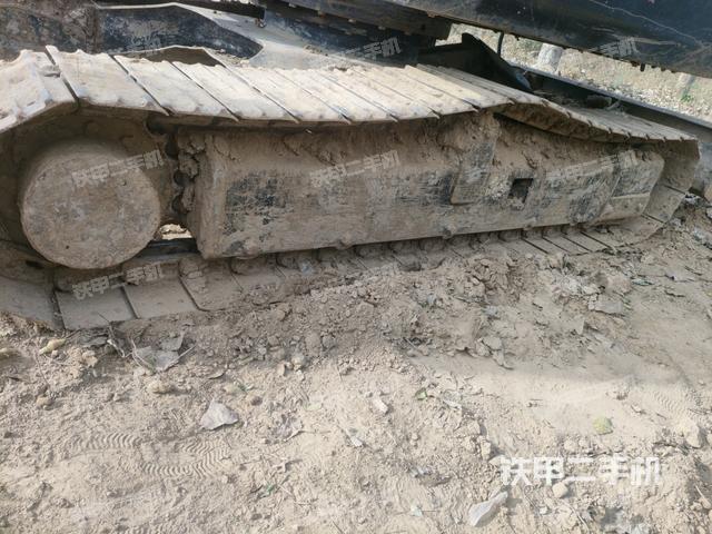 单侧履带整体（整机外观）