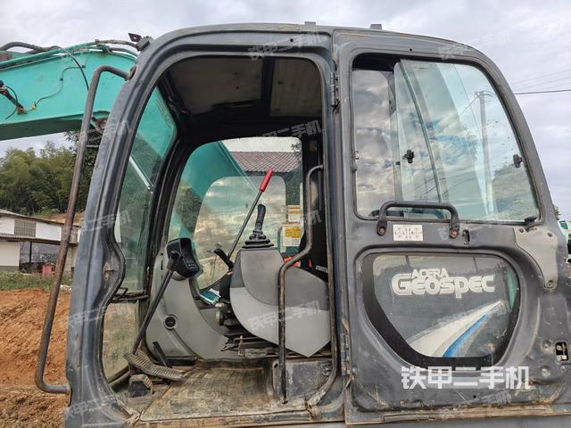 顶棚整体（驾驶室部分）