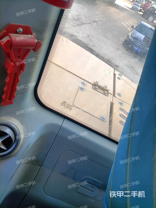 后窗玻璃角標(biāo)（駕駛室部分）