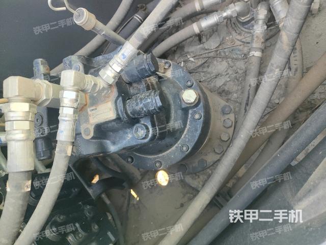 回轉(zhuǎn)馬達（上車部件）