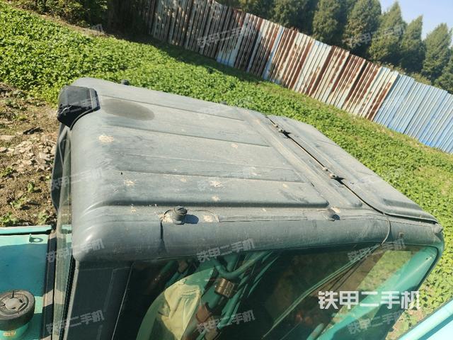 駕駛室頂部俯視（上車部件）