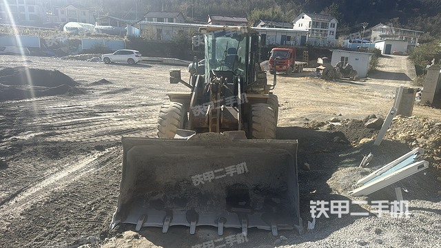 工作裝置整體（整機(jī)外觀及大件）