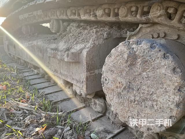 单侧履带整体（整机外观）