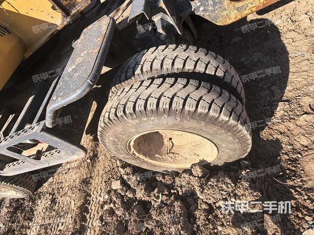 單側(cè)履帶整體（整機外觀）