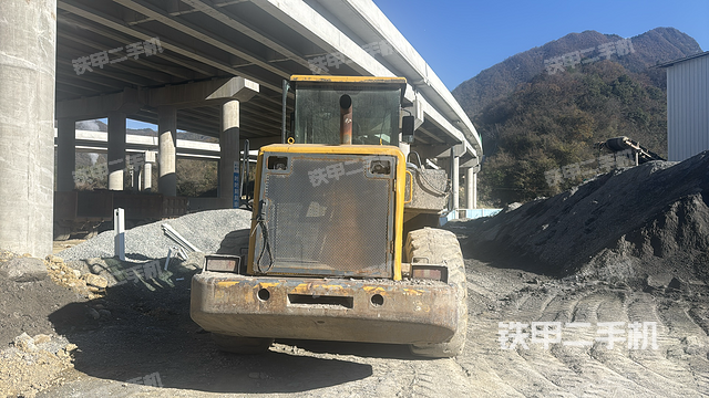 整機(jī)右后45°（整機(jī)外觀及大件）