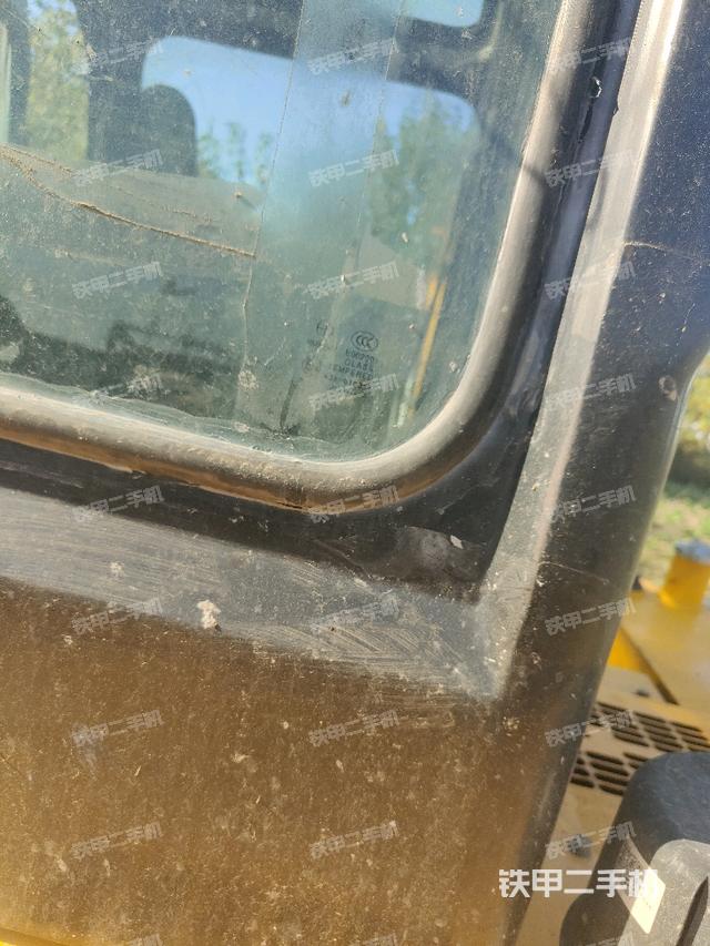 后窗玻璃角標(biāo)（駕駛室部分）