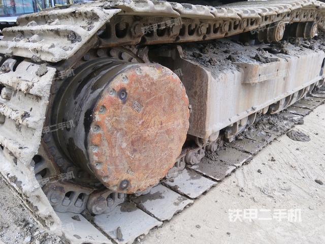 左驅(qū)動(dòng)輪（行走機(jī)構(gòu)）