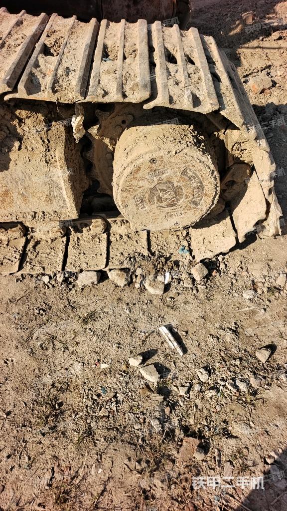 右驅(qū)動(dòng)輪（行走機(jī)構(gòu)）