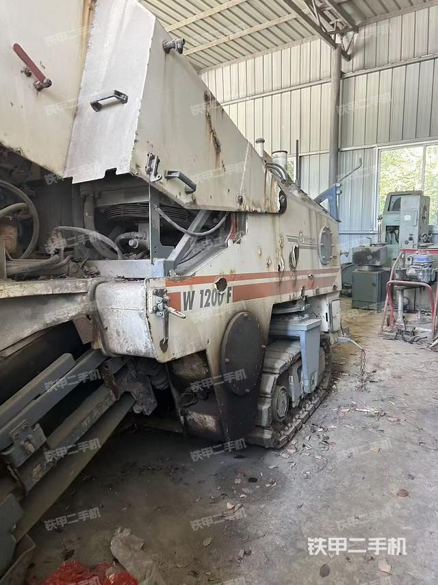 維特根W120F銑刨機(jī)