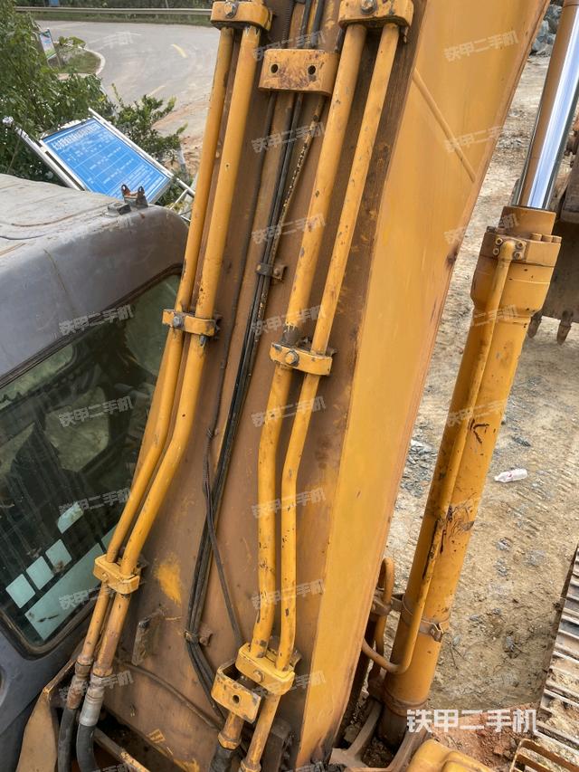 小臂整體左后（工作和回轉(zhuǎn)裝置）