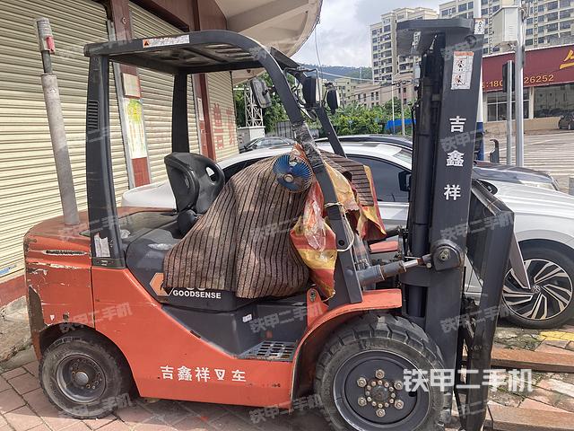 整機(jī)右后45°（設(shè)備外觀及核心部件）