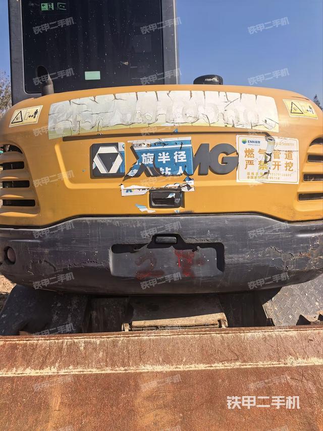 回轉(zhuǎn)馬達和主控閥（整機外觀）