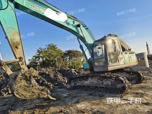 神钢SK200-YN12挖掘机