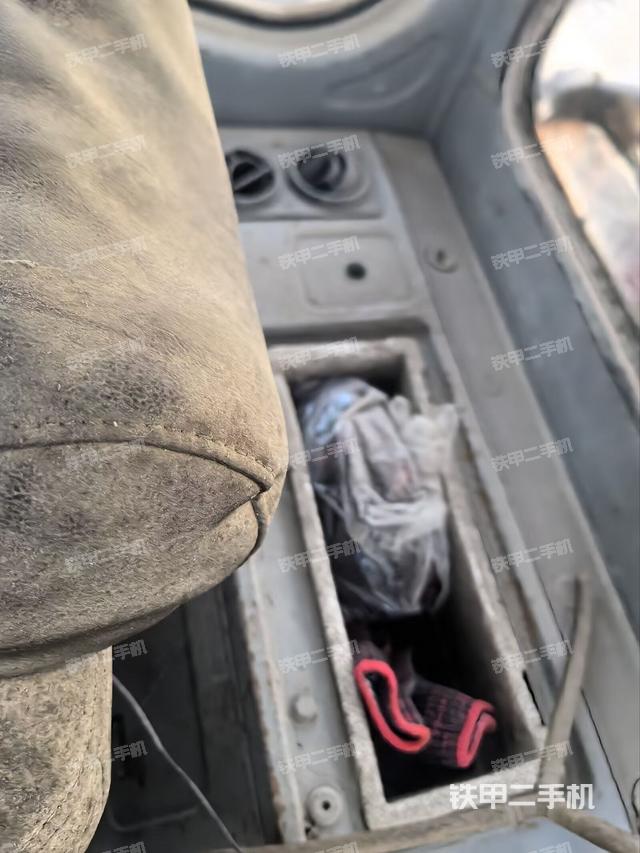 显示屏 （驾驶室部分）