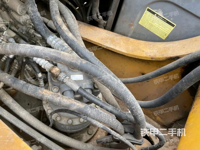 回轉(zhuǎn)馬達(dá)（上車部件）