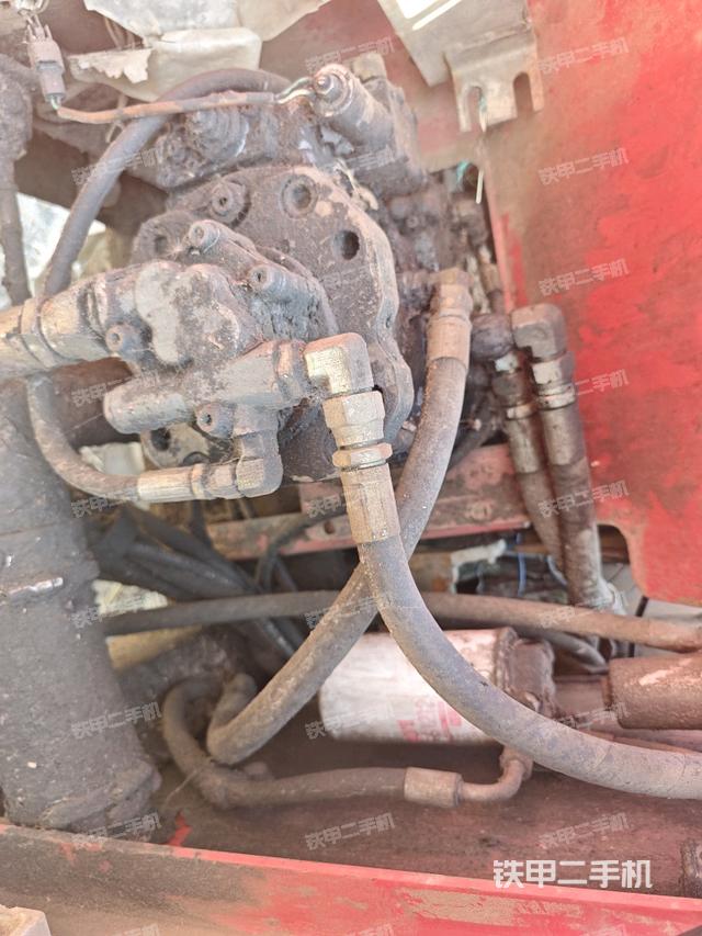 液壓泵室（大件艙室）