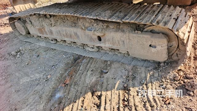 左側(cè)履帶整體?（行走機(jī)構(gòu)）