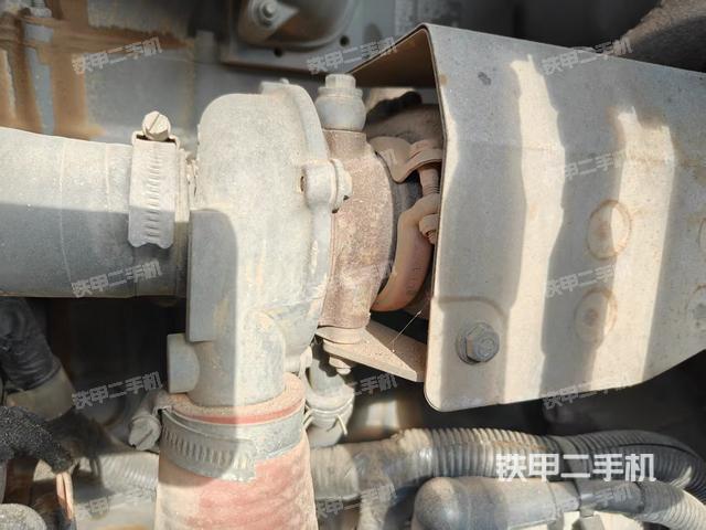 发动机室（上车部件）