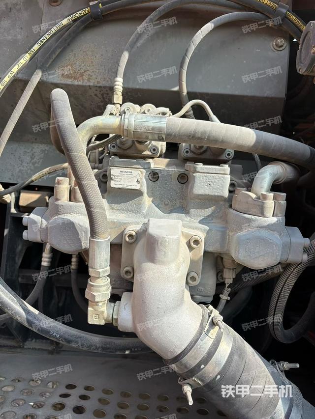 單側(cè)履帶整體（整機外觀）