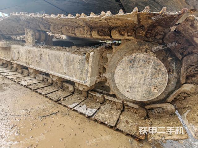 單側(cè)履帶整體（整機(jī)外觀）