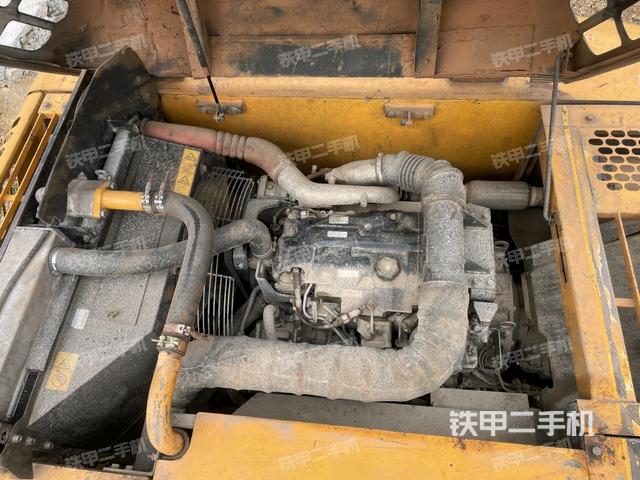 駕駛室頂部俯視（上車部件）