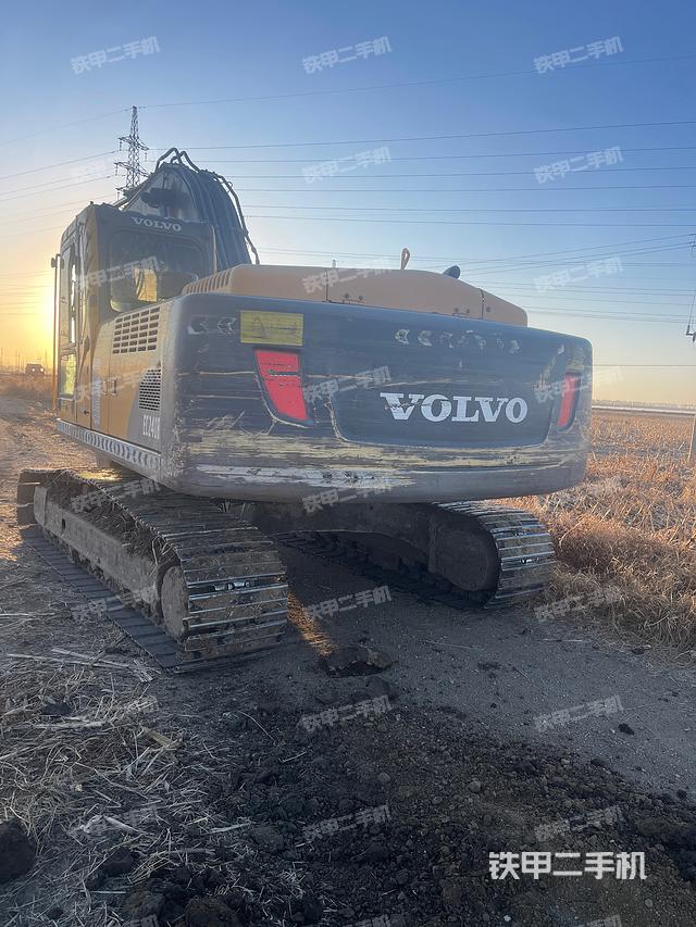 整機右后45°（整機外觀）