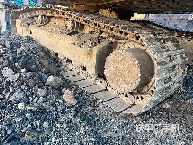 單側(cè)履帶整體（整機外觀）