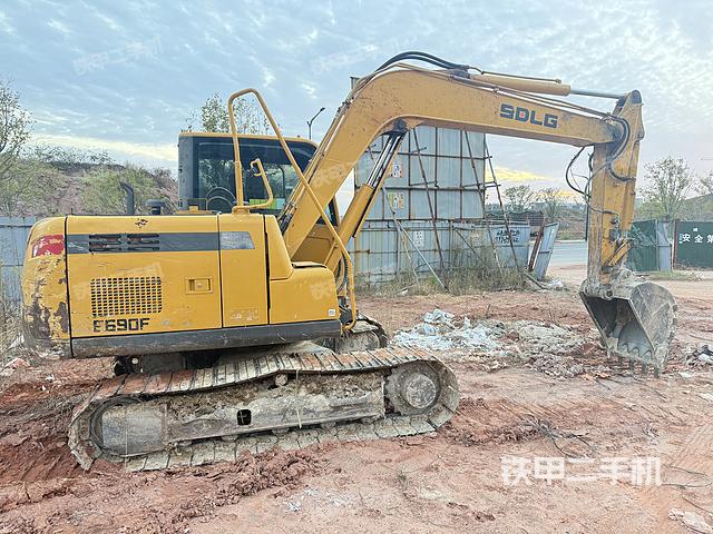 整機(jī)右后45°（整機(jī)外觀）