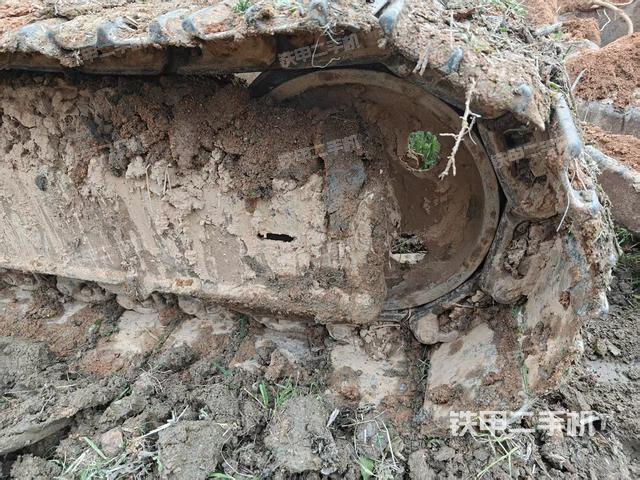 左驱动轮（行走机构）