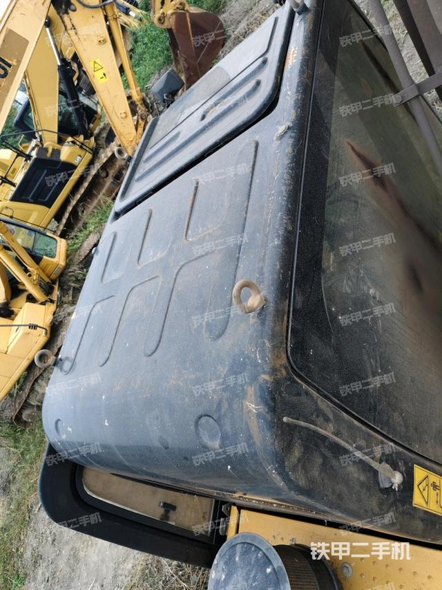 驾驶室顶部俯视（上车部件）