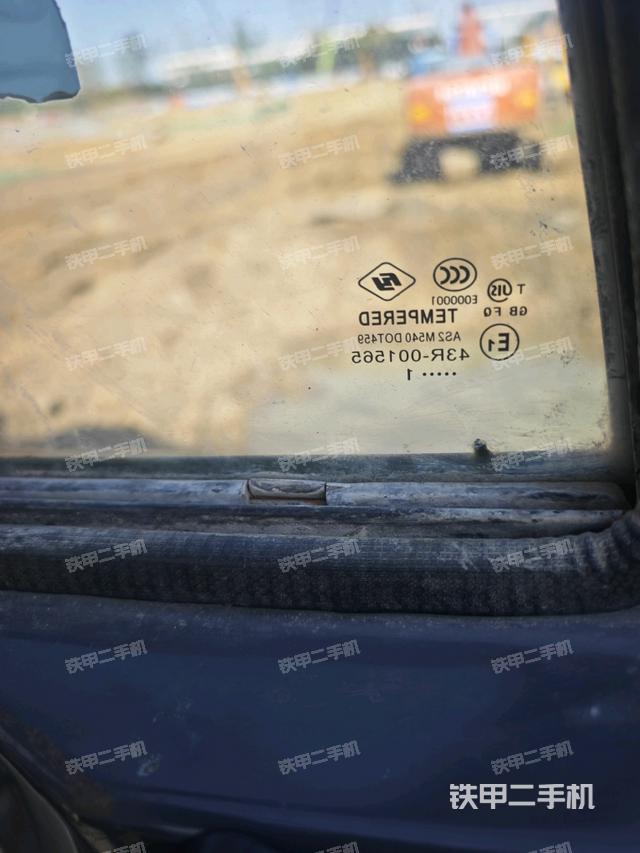 左后方玻璃角标（驾驶室部分）