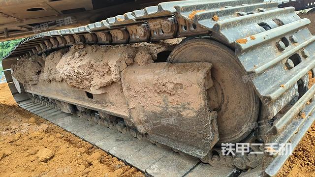 单侧履带整体（整机外观）