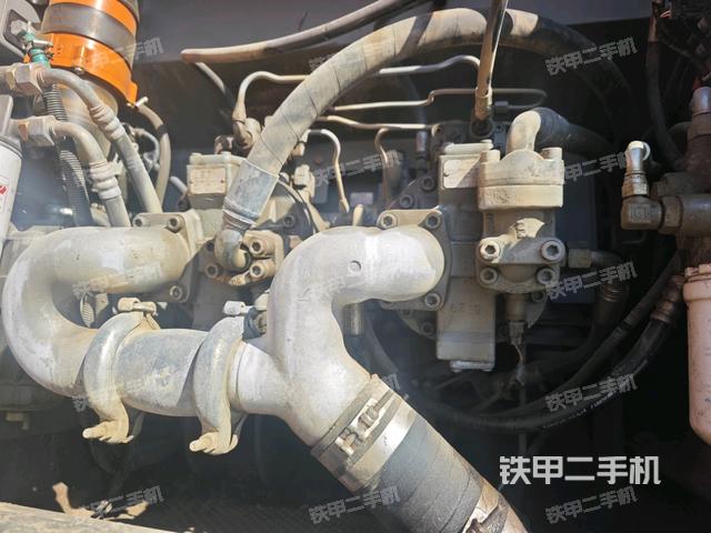 液压泵斜45 左（大件舱室）