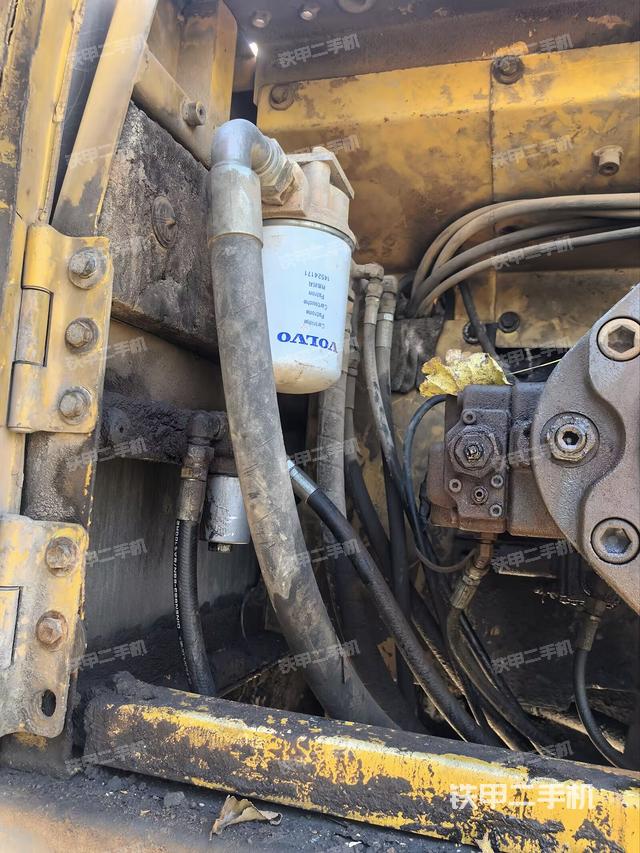 液壓泵室（大件艙室）