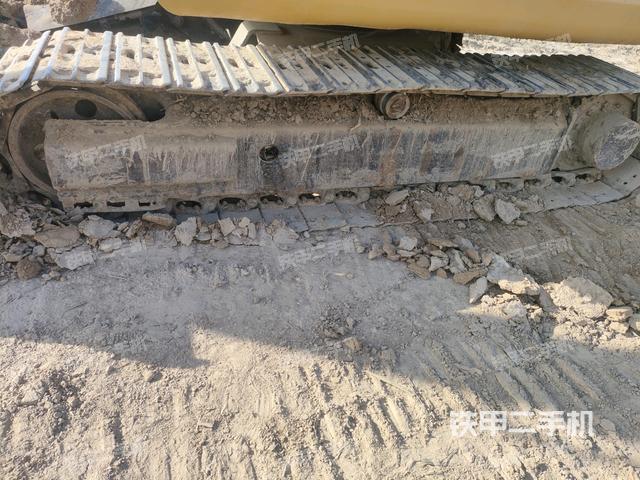 单侧履带整体（整机外观）