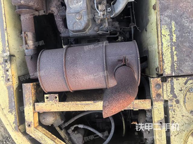 气门室盖螺丝特写（上车部件）