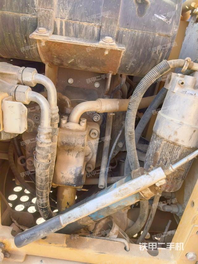 液壓泵室（大件艙室）