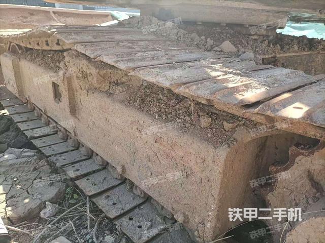 單側履帶整體（整機外觀）