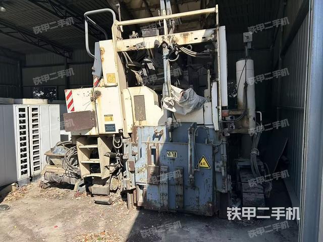 整機(jī)左側(cè)（設(shè)備外觀及核心部件）